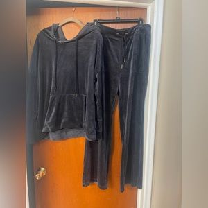 Green Tea Velour Track Suit Dark Blue size XL